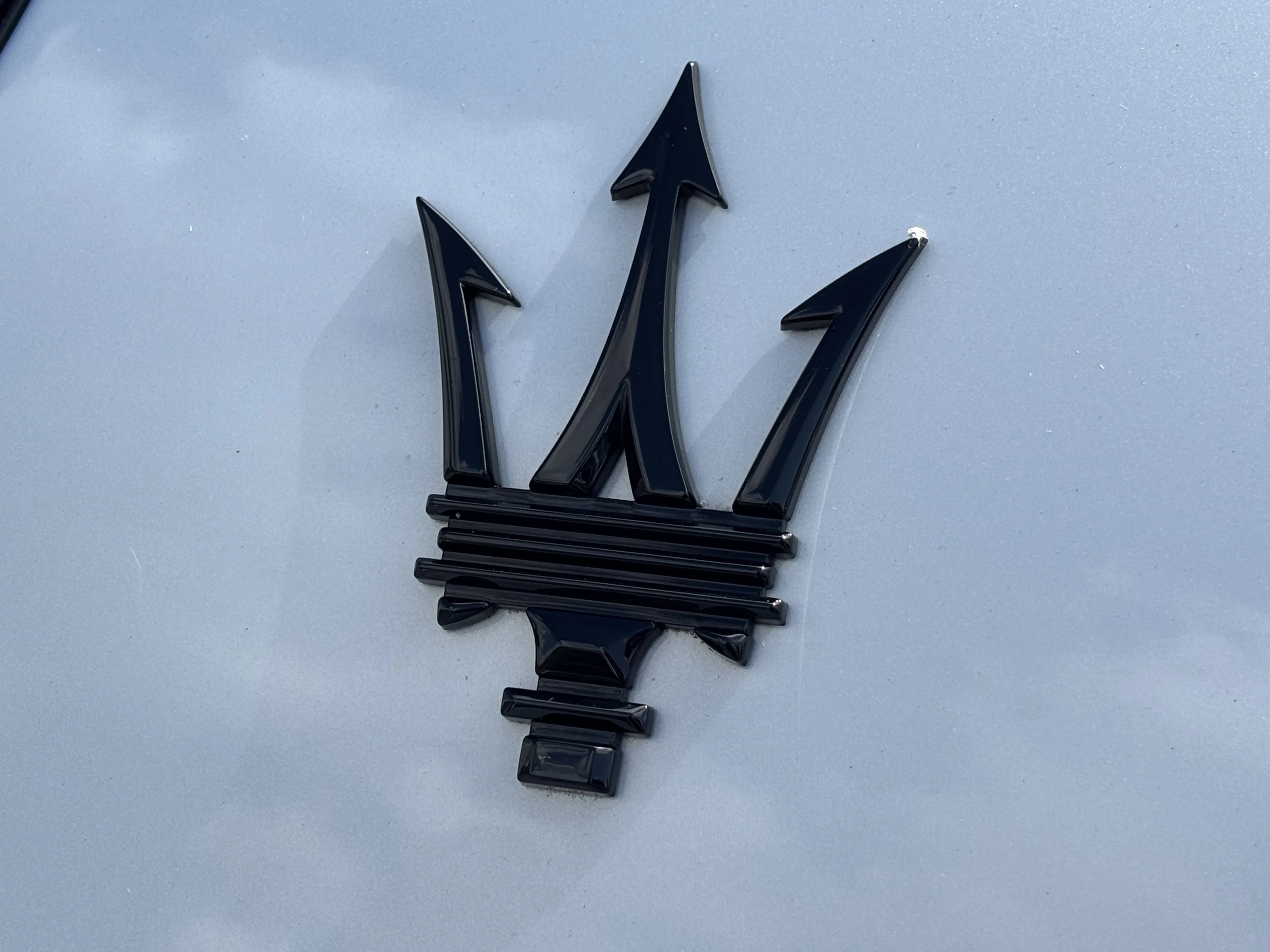 Certified Used 2023 Bianco Astro Metallic Maserati Modena image 19