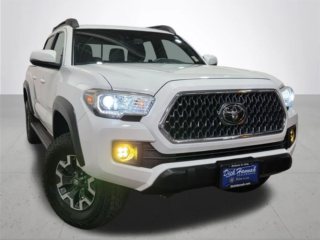 Used 2018 White Toyota TRD Off-Road image 8