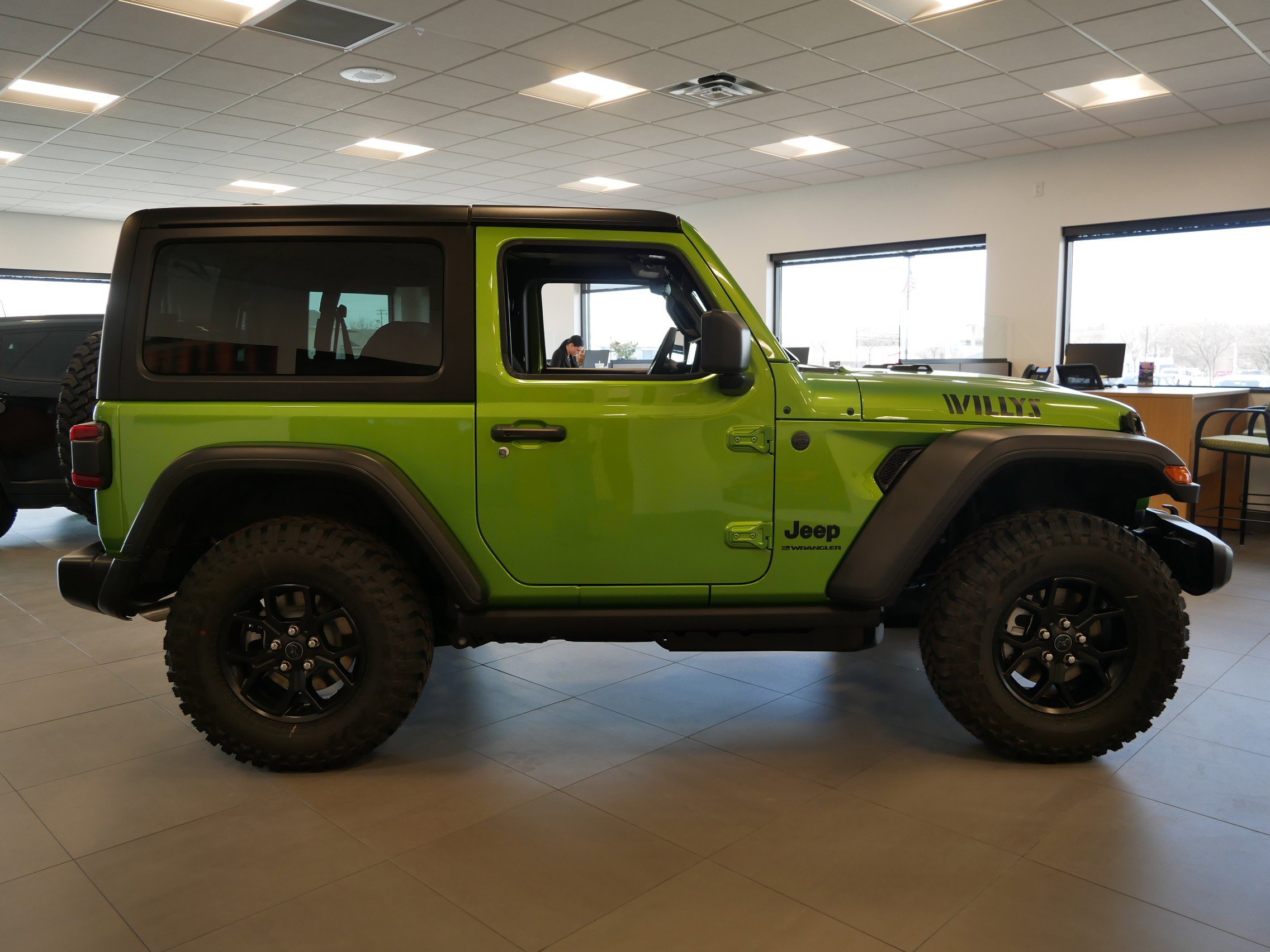 New 2026 Mojito Clear-Coat Exterior Paint Jeep Willys image 8