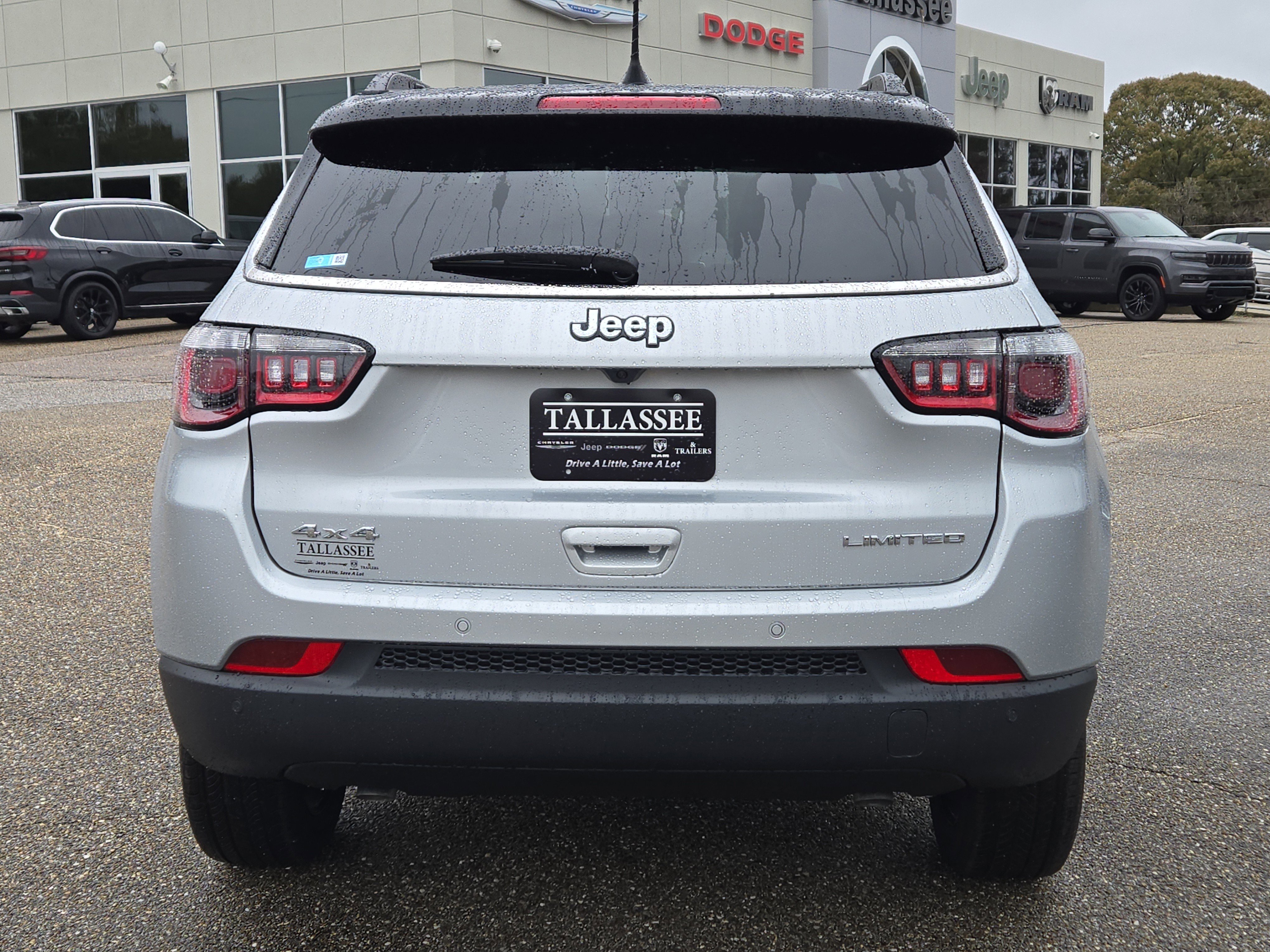 New 2026 Silver Zynith Metallic Clearcoat Jeep Limited image 7