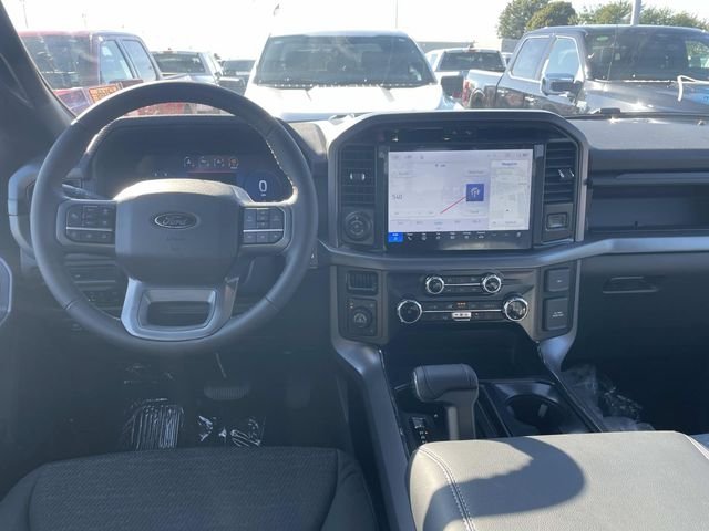 New 2026 Carbonized Gray Metallic Ford XLT image 5