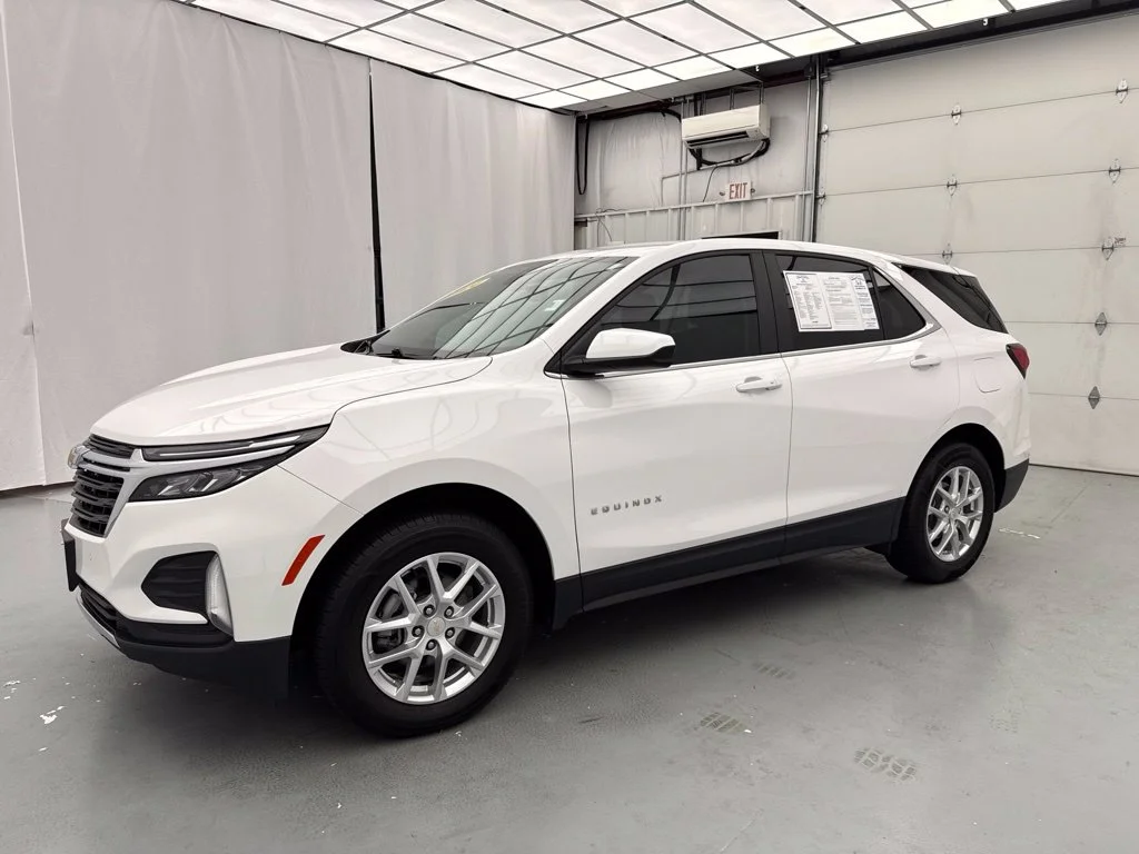 Used 2024 White Chevrolet LT image 3