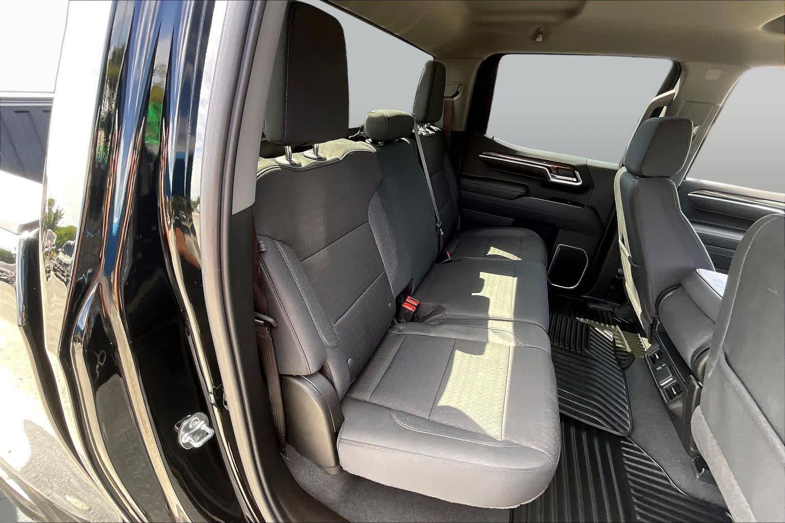 Used 2026 Black Chevrolet LT image 19