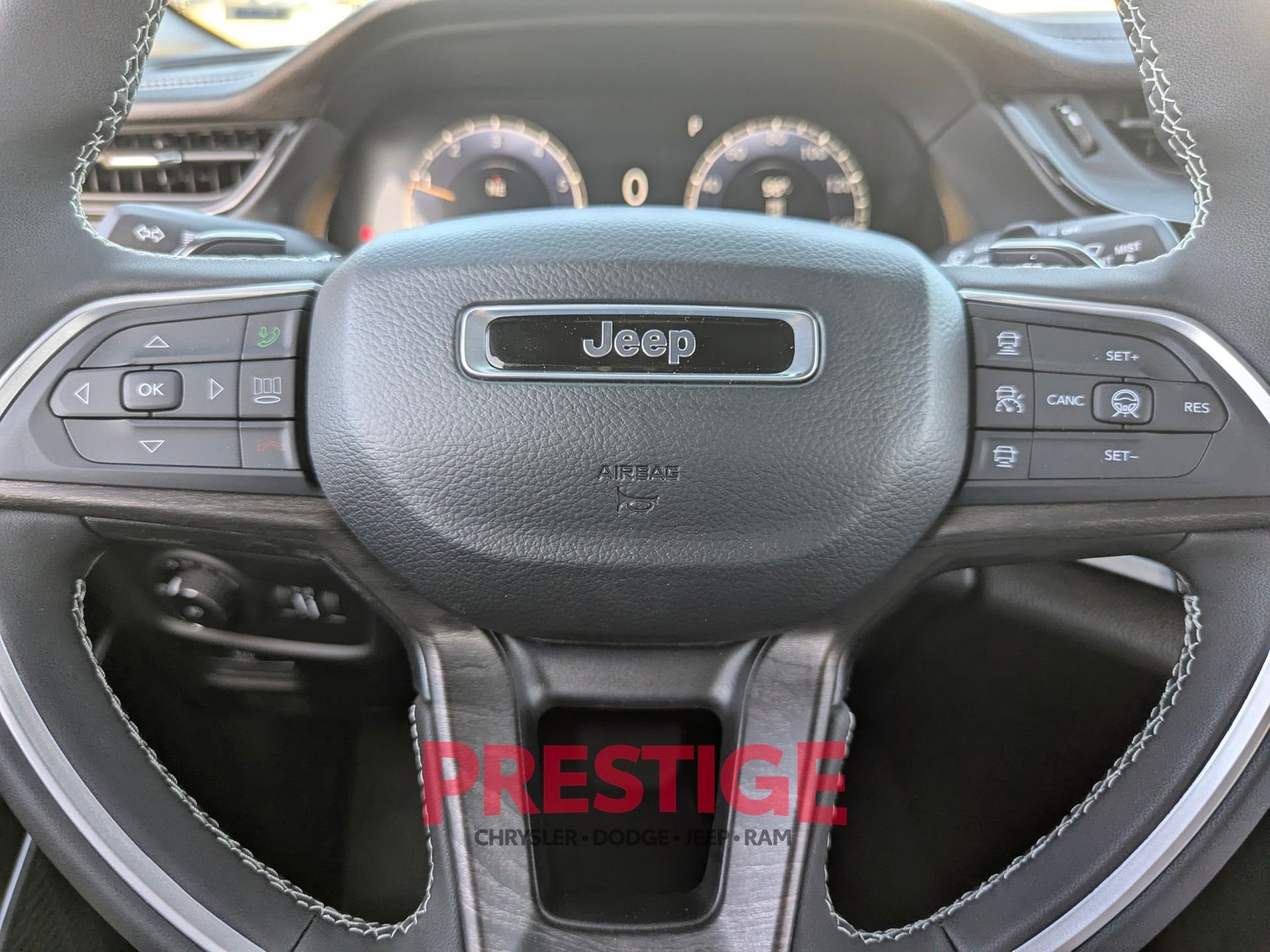 New 2026 Fathom Blue Pearl-Coat Exterior Paint Jeep Limited Reserve image 13