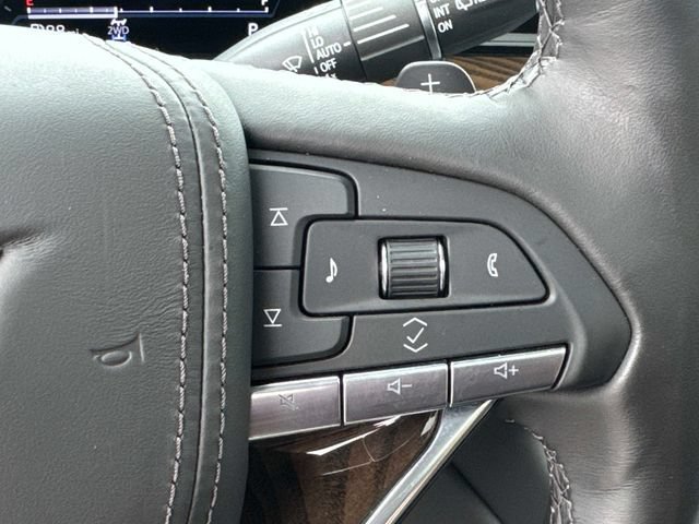 Certified Used 2024 Crystal White Tricoat Cadillac Sport Platinum image 31