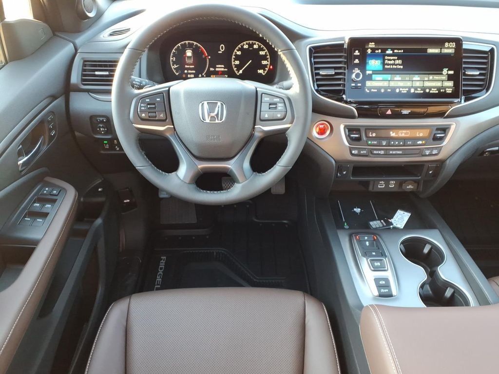 New 2026 Crystal Black Pearl Honda RTL image 3