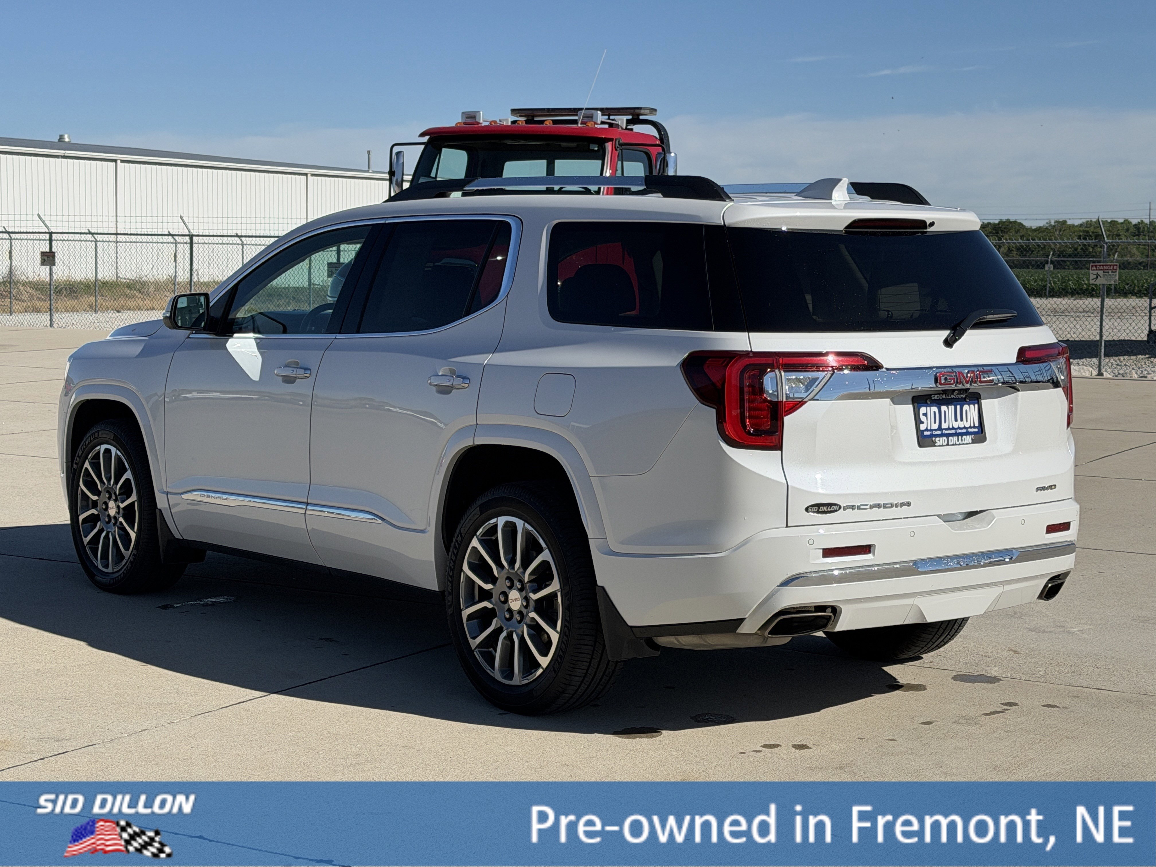 Used 2021 WHITE FROST TRICOAT GMC Denali image 7