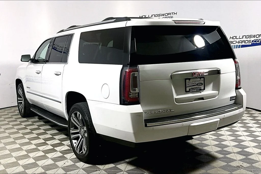 Certified Used 2019 Summit White GMC Denali image 8