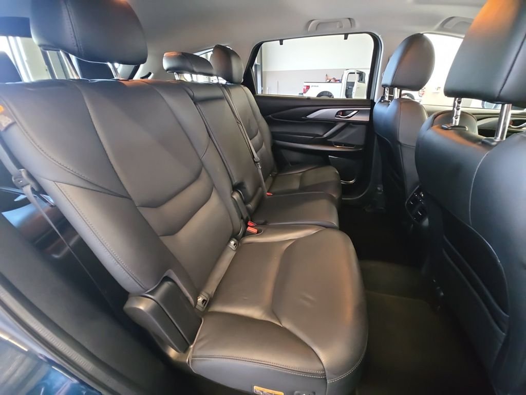 Used 2022 Blue Mazda Touring image 22