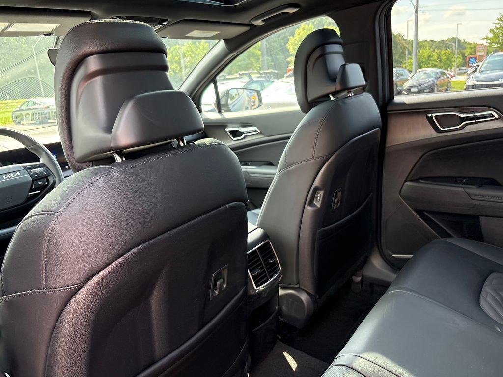 New 2026 Shadow Matte Gray Kia X-Line image 25