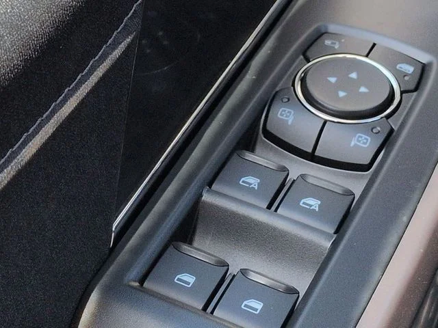 New 2026 Avalanche Ford Lariat® image 25