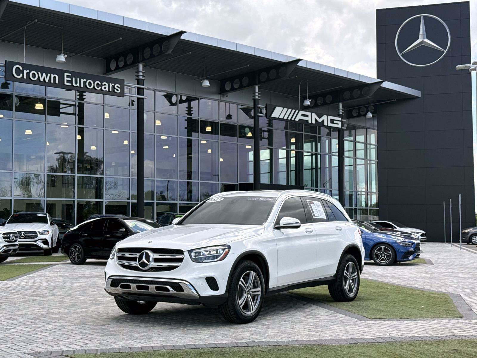 Used 2021 Polar White Mercedes-Benz 300 image 1
