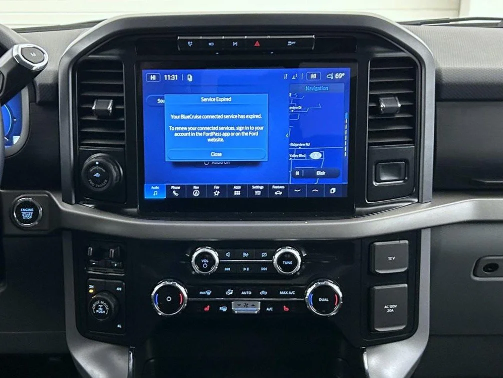 Used 2024 Black Ford XLT image 12