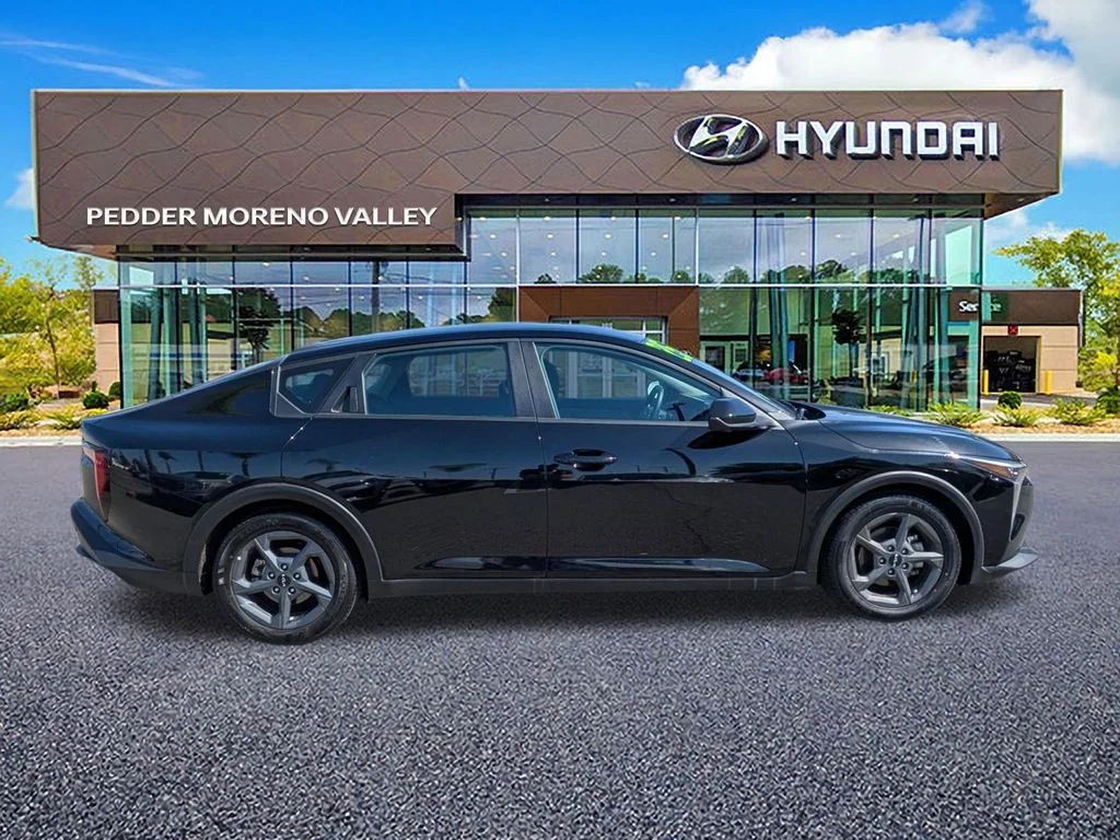 Used 2025 Kia K4 LXS with VIN 3KPFT4DE7SE094287 for sale in Moreno Valley, CA