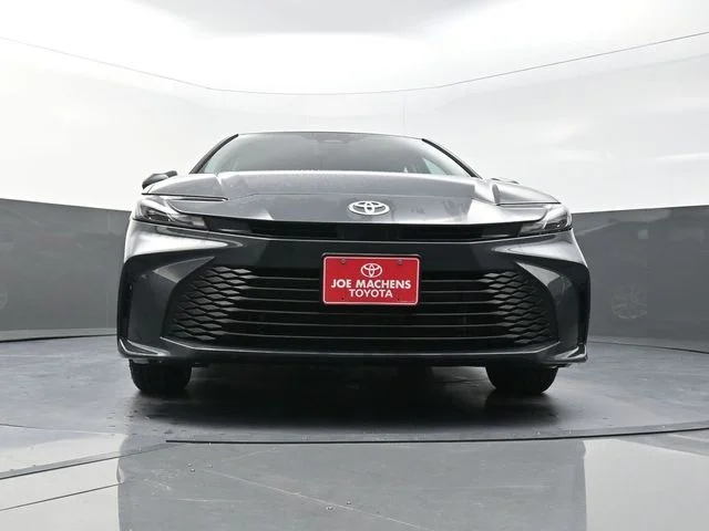 Used 2026  Toyota LE image 32