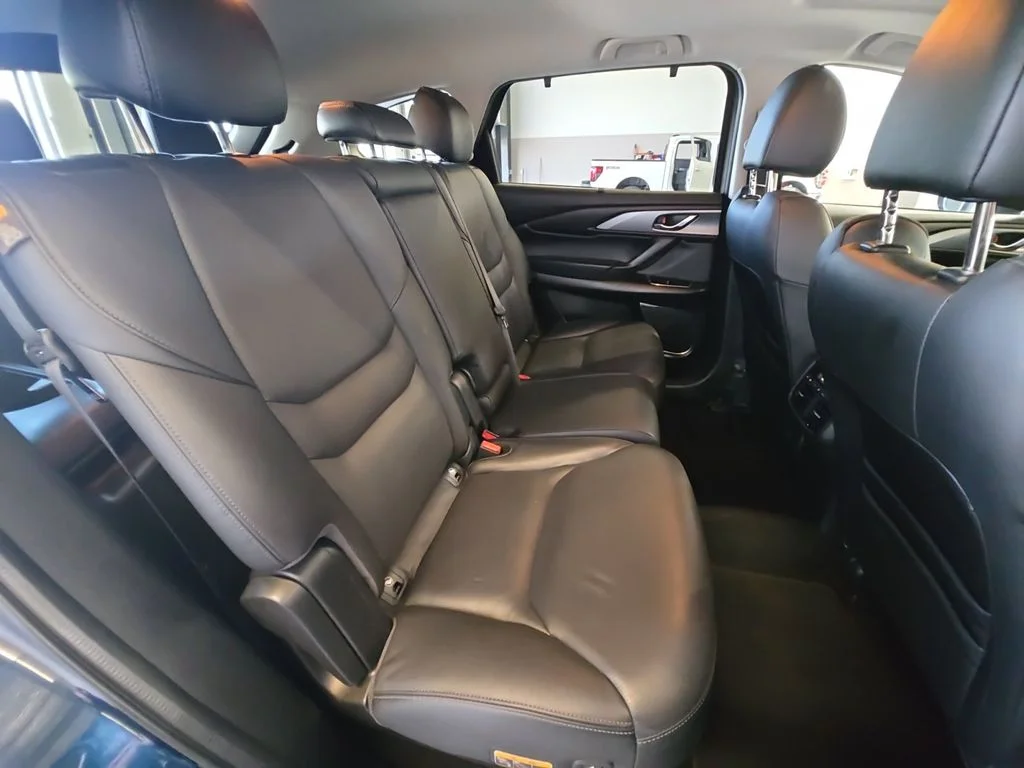 Used 2022 Blue Mazda Touring image 22