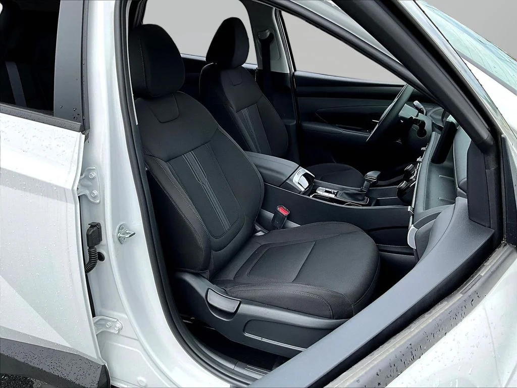 New 2026 White Hyundai SEL image 10