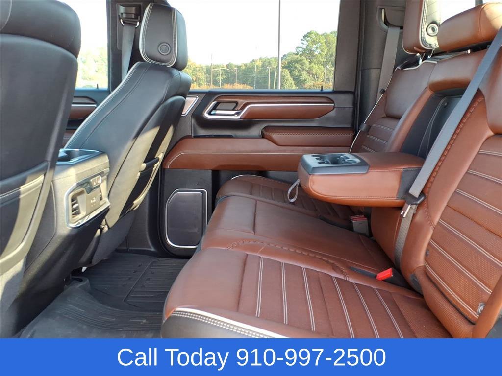 Used 2024 Onyx Black GMC Denali Ultimate image 11