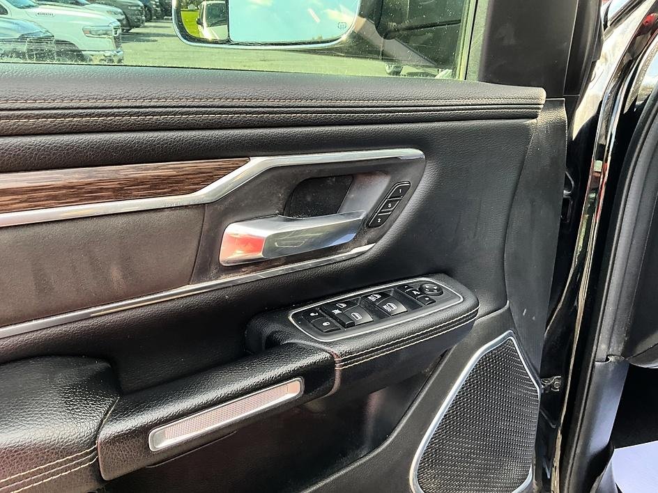 Used 2019 Black Ram Laramie image 13