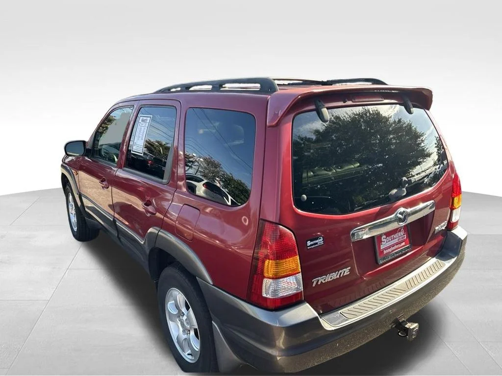 Used 2004 Red Mazda ES image 5