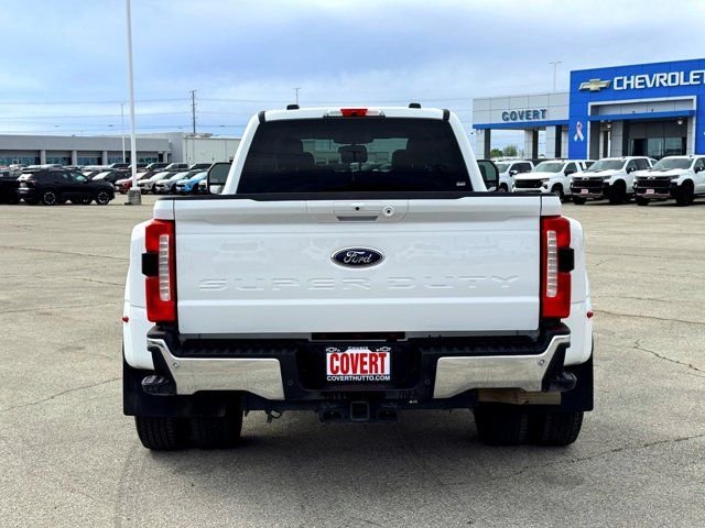 Used 2026 White Ford Lariat image 8