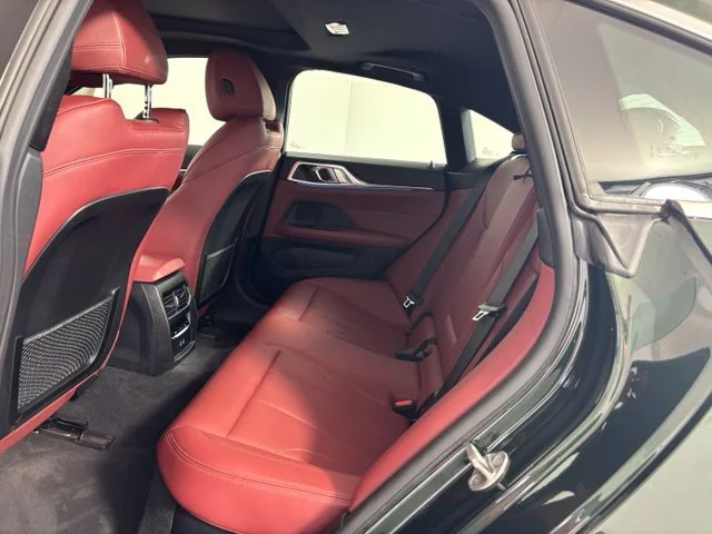 Used 2024 Green BMW xDrive40 image 19