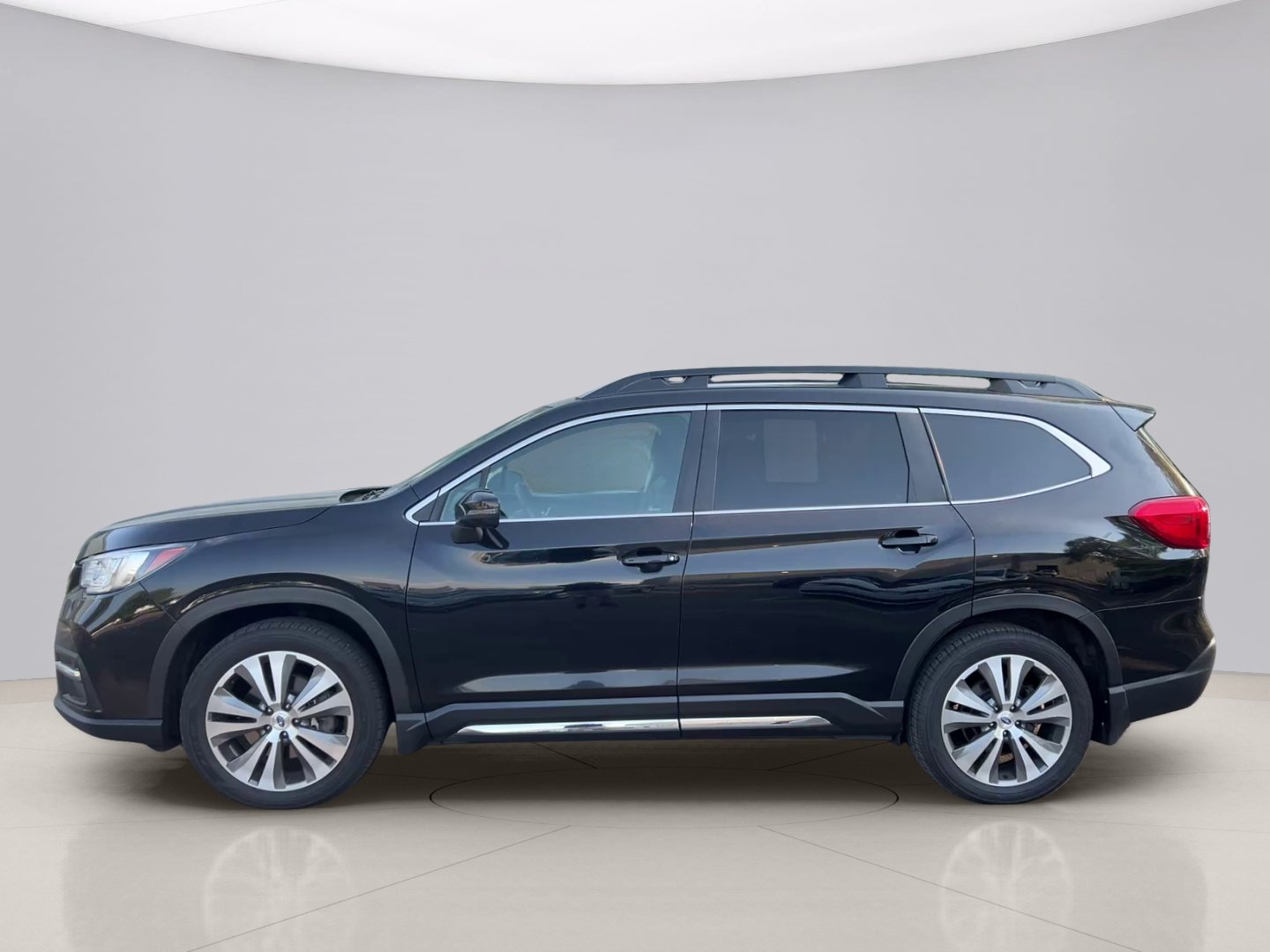Used 2020 Black Subaru LIMITED image 2