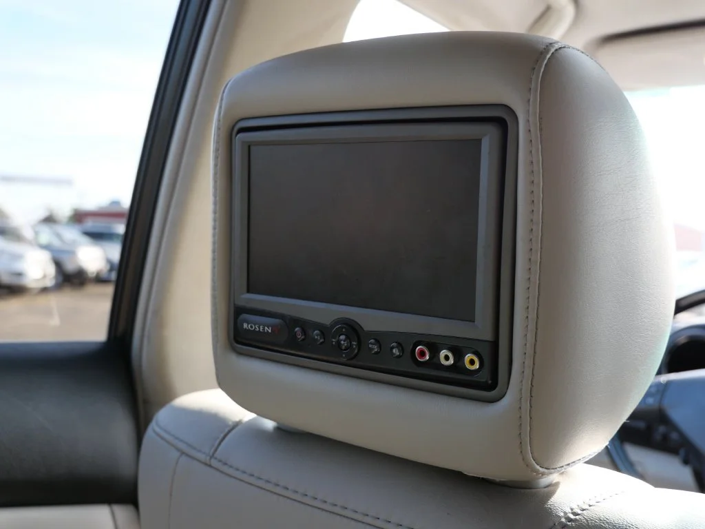 Used 2008 Blue Lexus 350 image 15