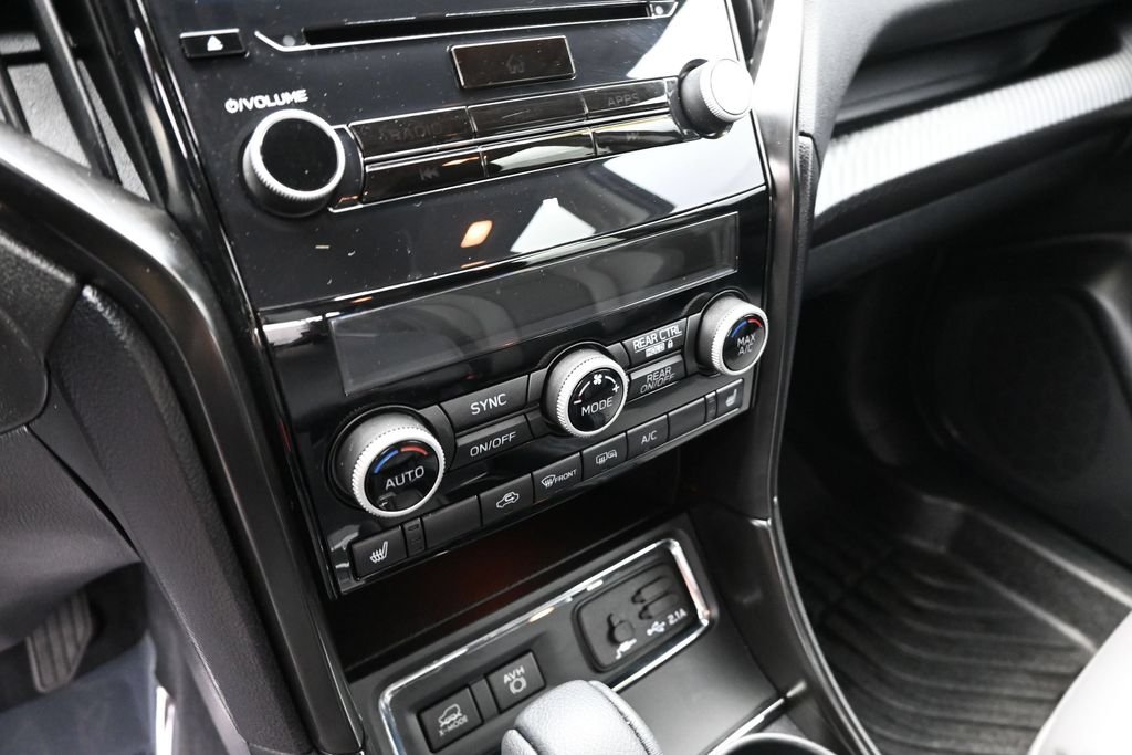 Used 2022 Gray Subaru Onyx Edition image 15