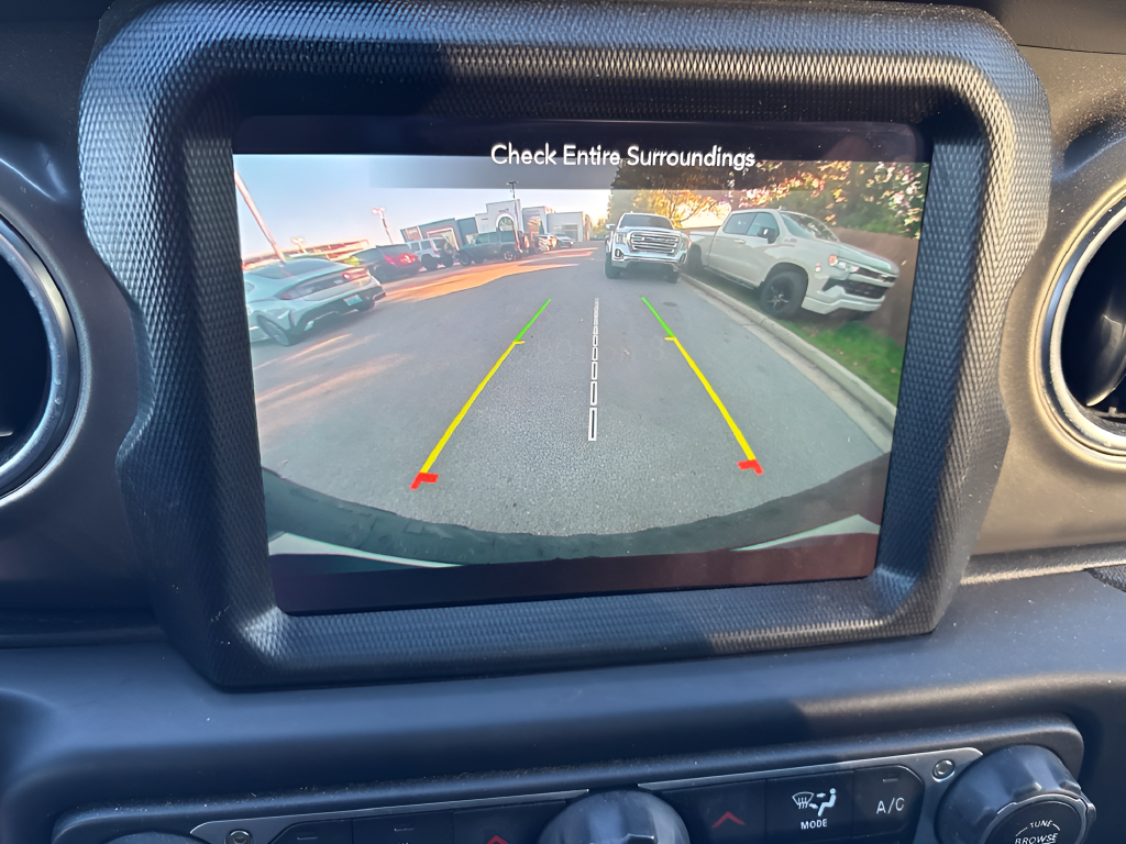 Used 2023 Gray Jeep Rubicon 4xe image 31
