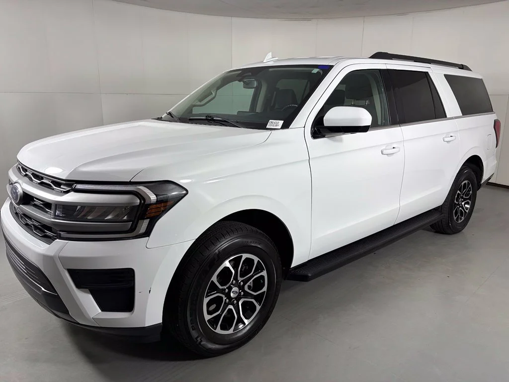 Used 2024 White Ford XLT image 4