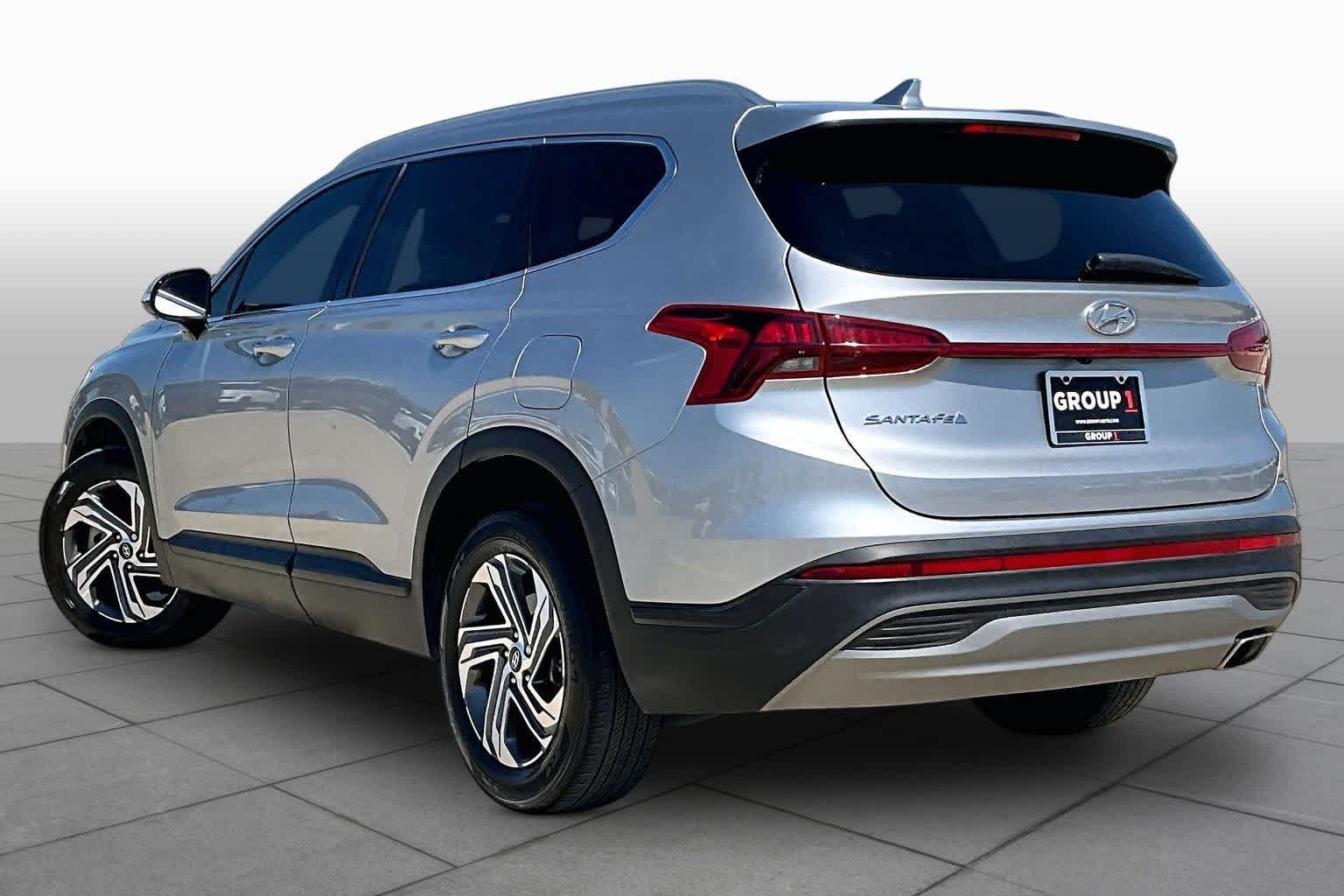 Used 2023 Shimmering Silver Hyundai SEL image 12