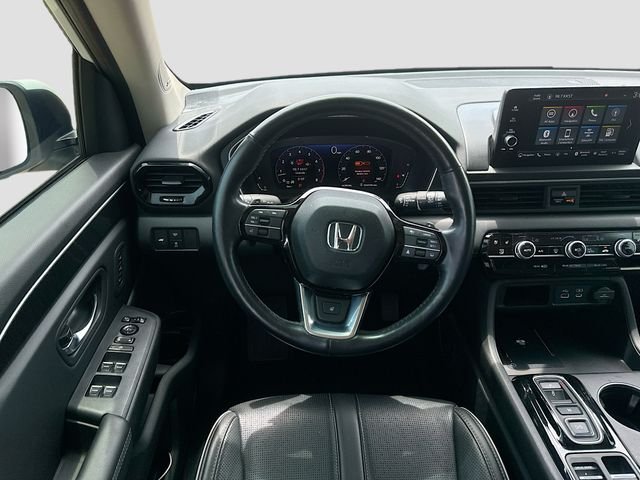 Used 2023 White Honda Elite image 25