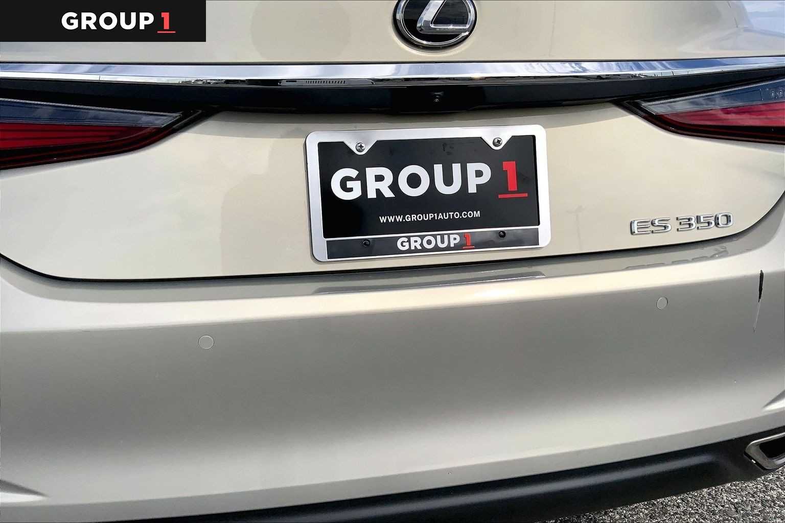 Certified Used 2024 MOONBEAM BEIGE MET. Lexus  image 10