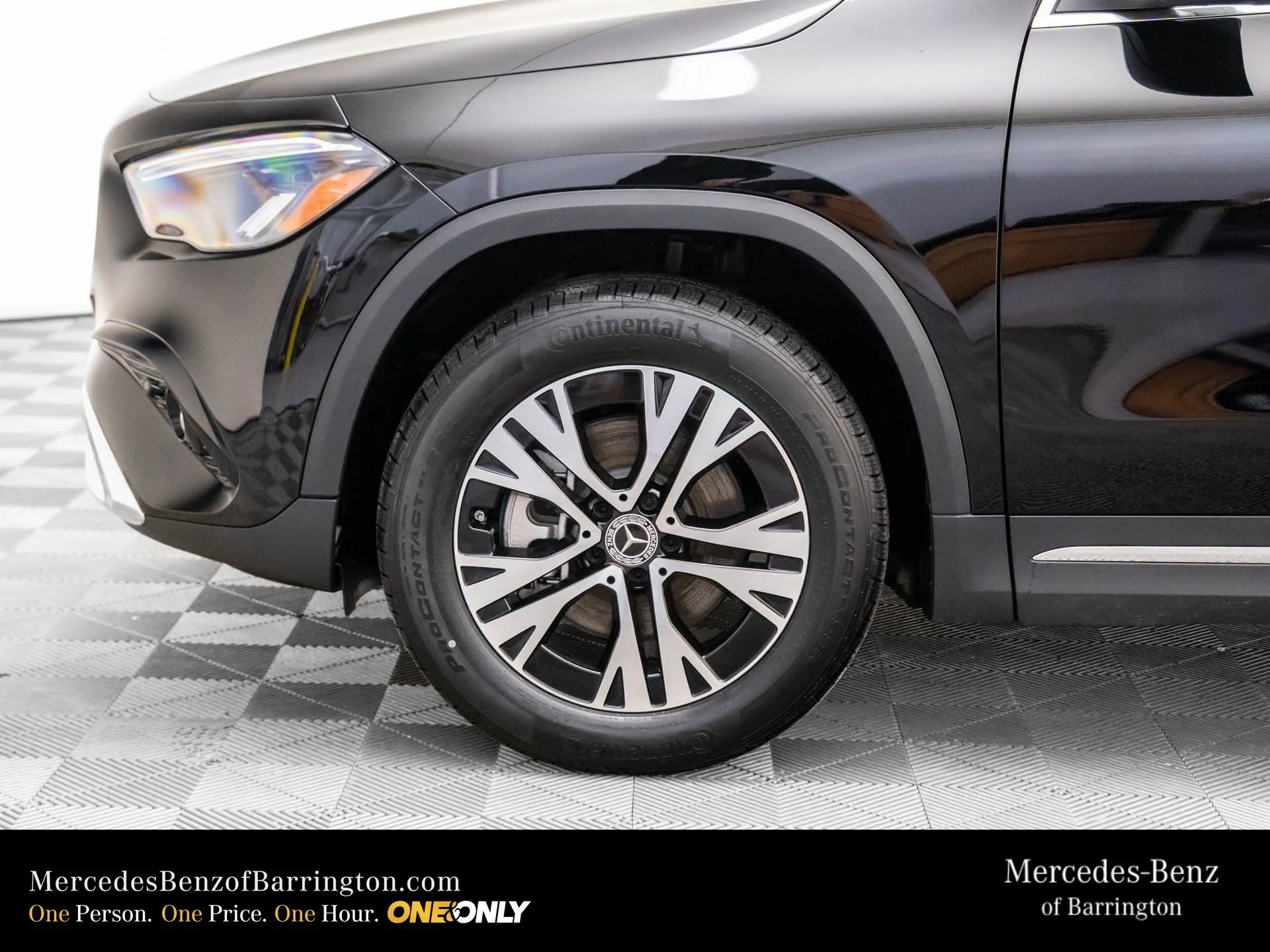New 2026 Black Mercedes-Benz GLA 250 image 35