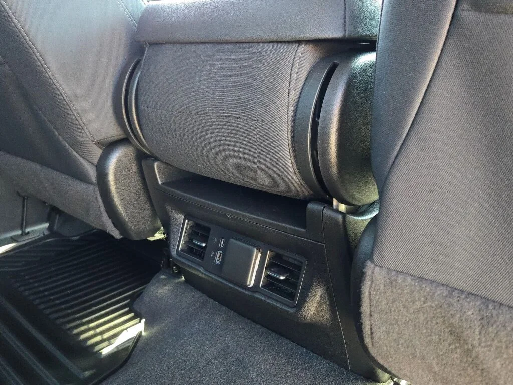 Used 2023 White GMC SLE image 12