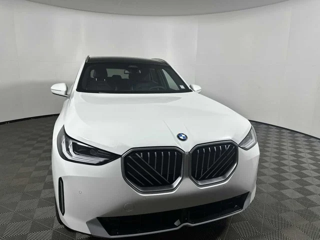 Used 2026 Alpine White BMW 30 xDrive image 6