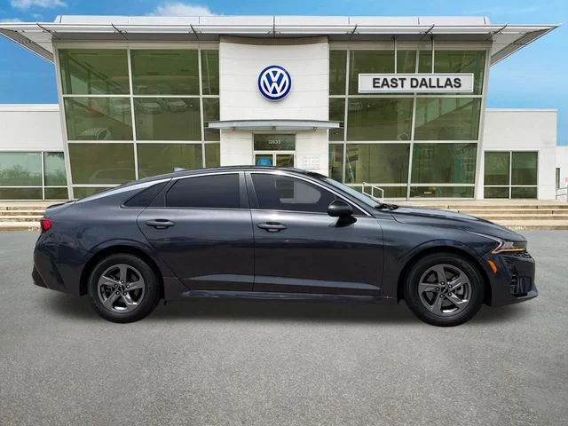 Used 2023 Gray Kia LXS image 3