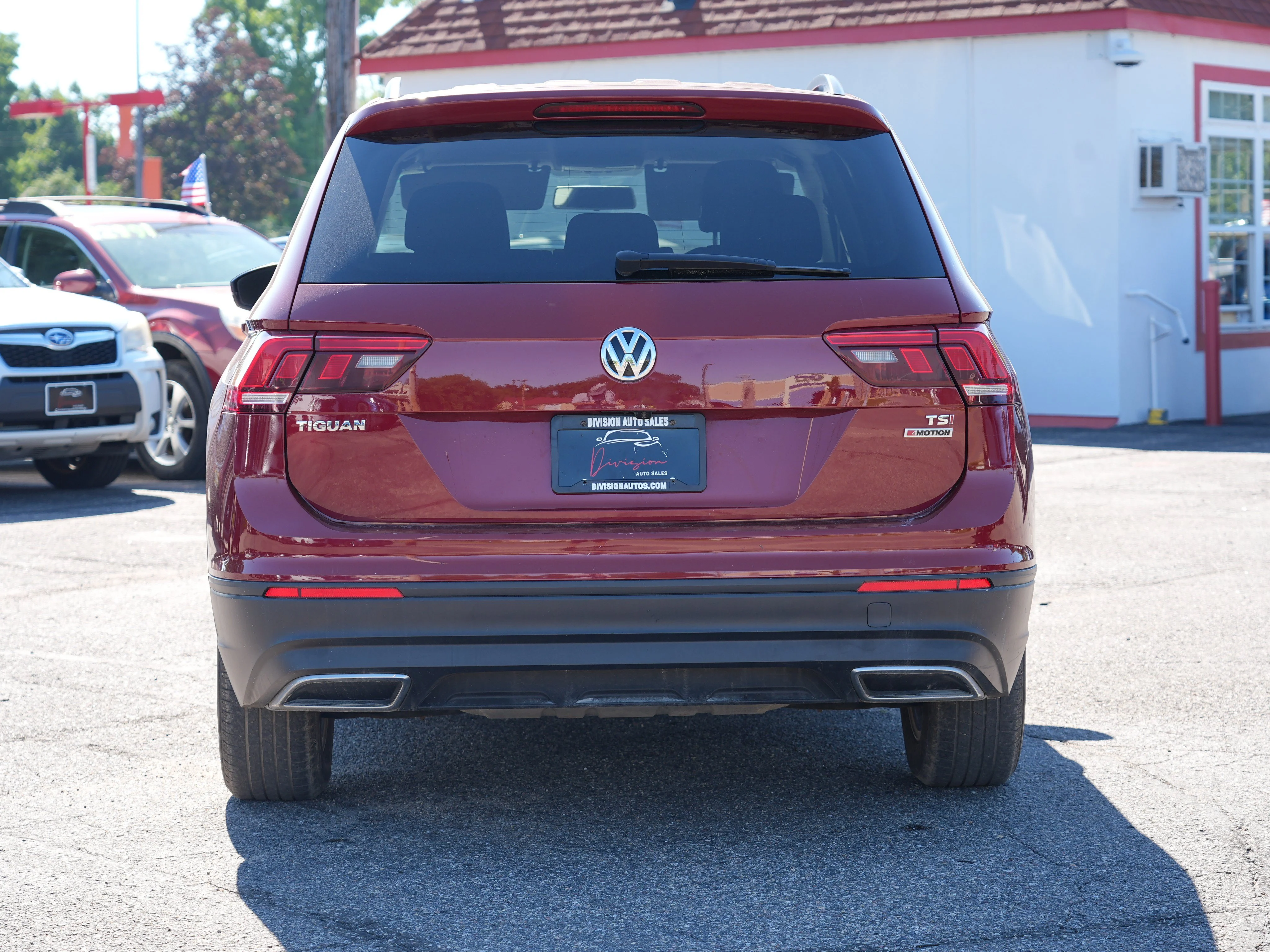 Used 2018 Cardinal Red Metallic Volkswagen S image 4