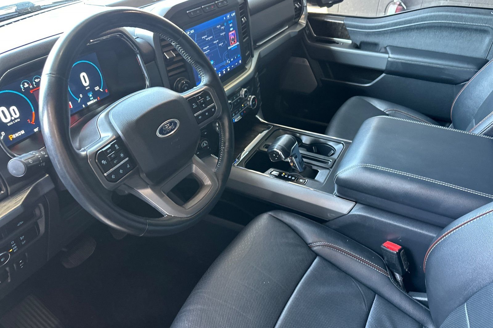 Used 2022 Blue Ford Lariat image 9