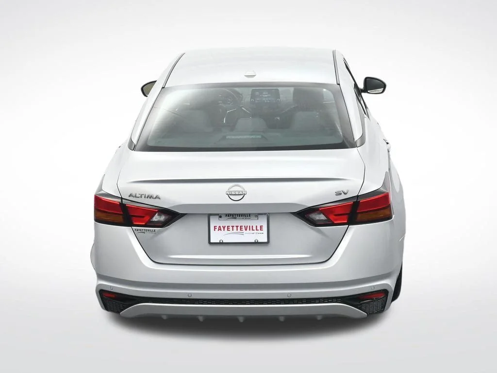 Used 2024 Silver Nissan 2.5 SV image 26