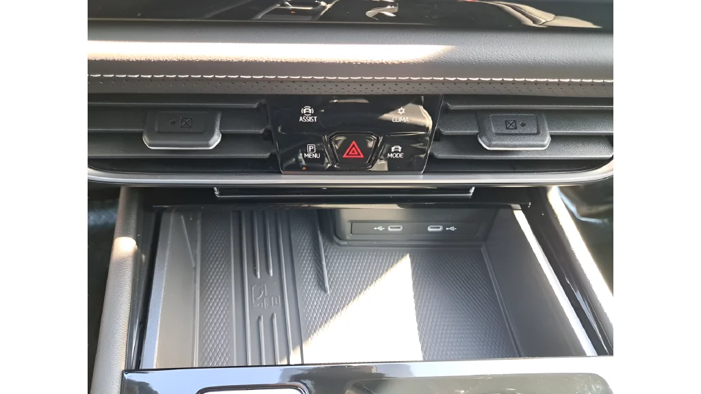 New 2026 Blue Volkswagen SEL image 18