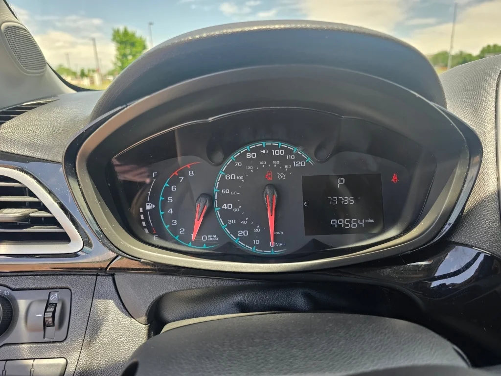 Used 2021 Mosaic Black Metallic Chevrolet 1LT image 19