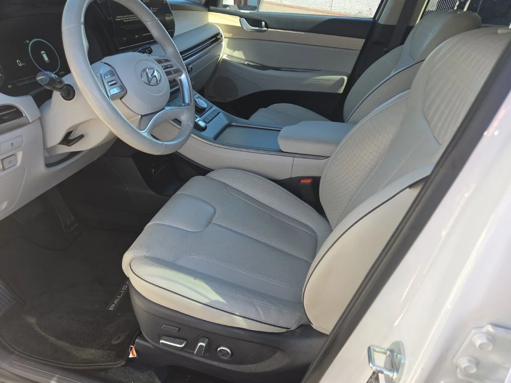 Used 2024 White Hyundai Limited image 18