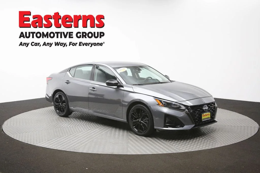 Used 2023 Gray Nissan 2.5 SR image 48