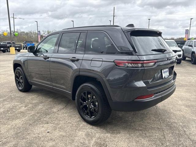 New 2026 Baltic Gray Metallic Clear-Coat Exterior Paint Jeep Laredo image 4