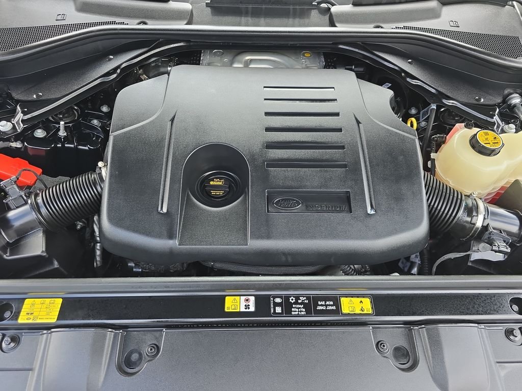 Certified Used 2025 Black Land Rover SE image 32