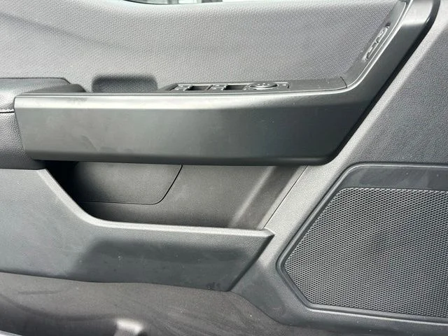 Used 2023 White Ford XL image 9
