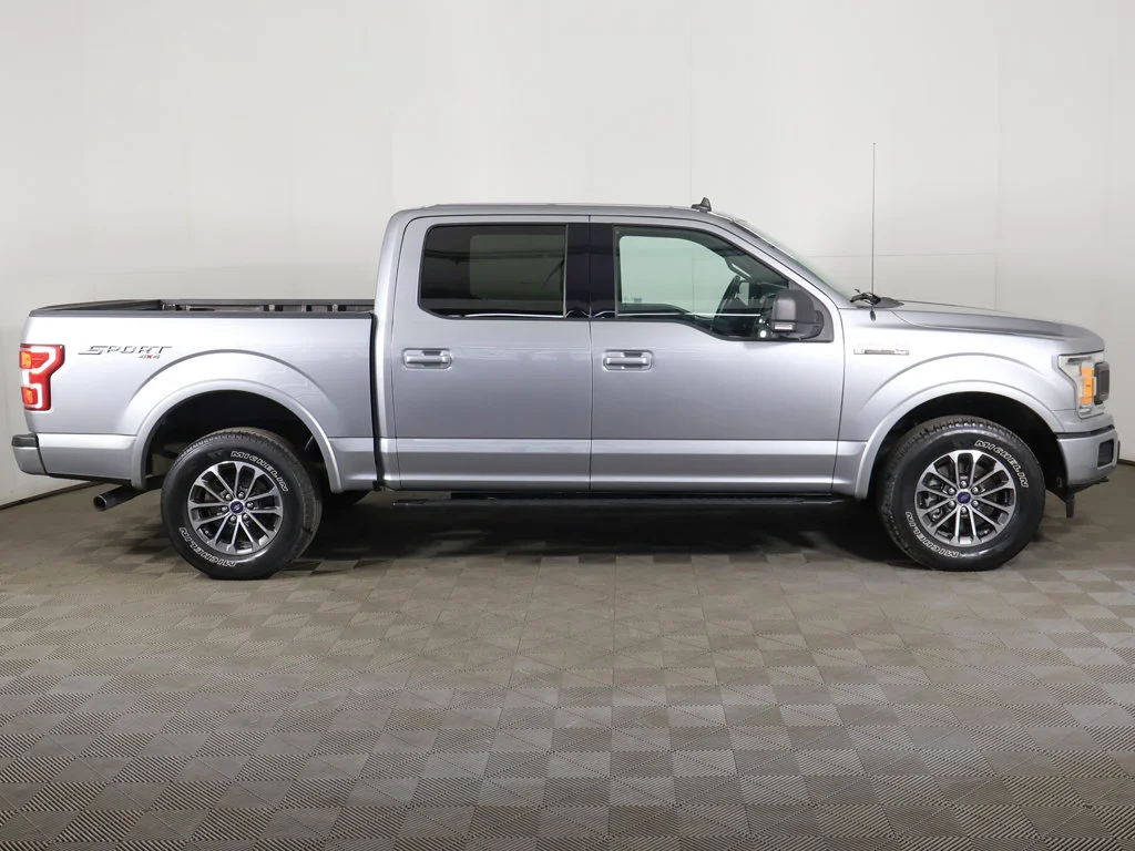 Used 2020 Silver Ford XLT image 16