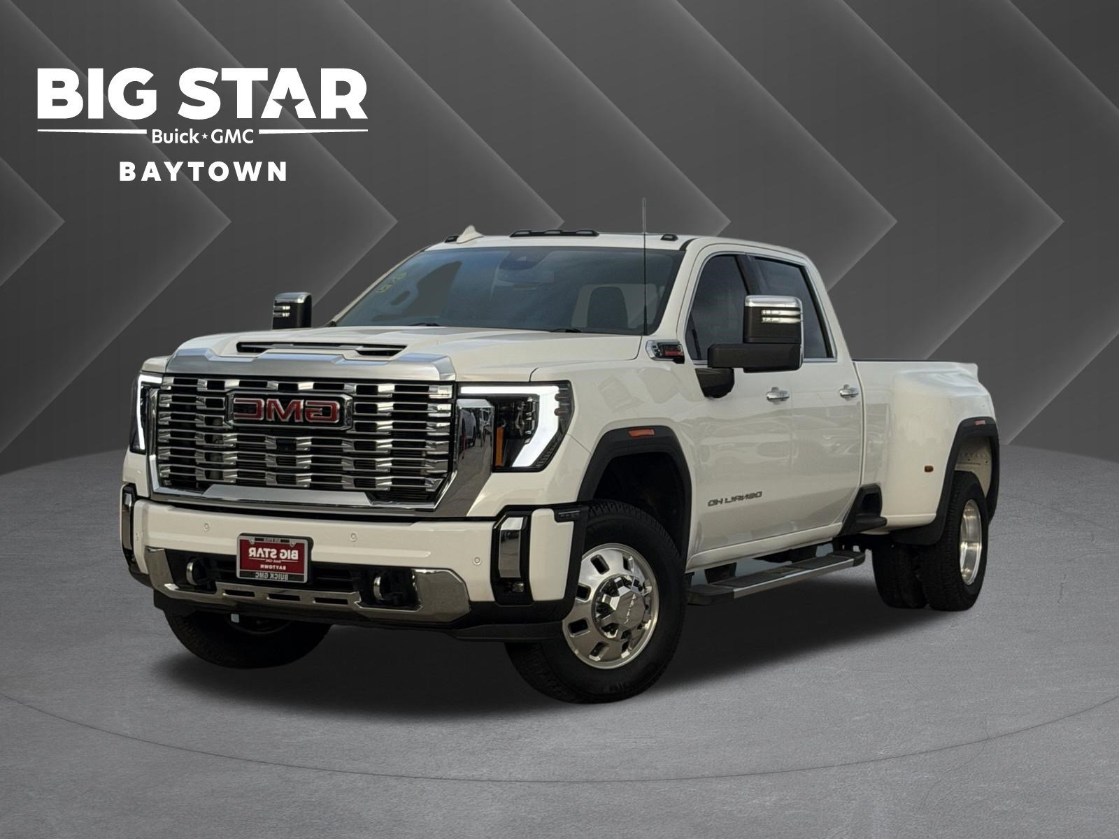 2025 GMC Sierra Denali 4WD Crew Cab Standard Box SRW's photo